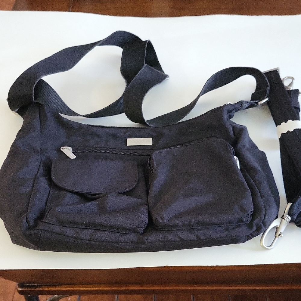 Baggalloni Black Bag With Add'l Shoulder Strap. Exc. Never Used.